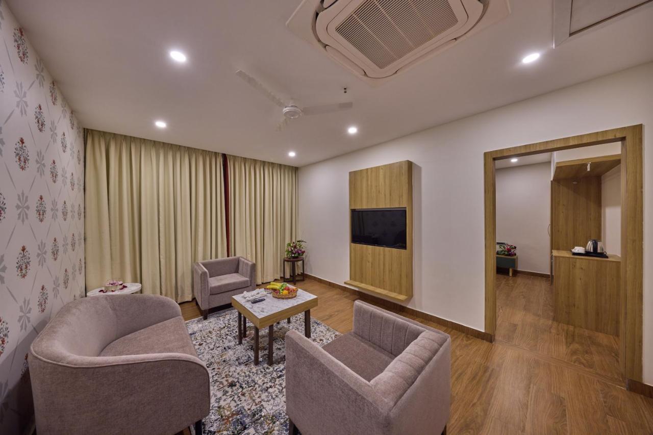 Golden Tulip Tirupati Exterior foto